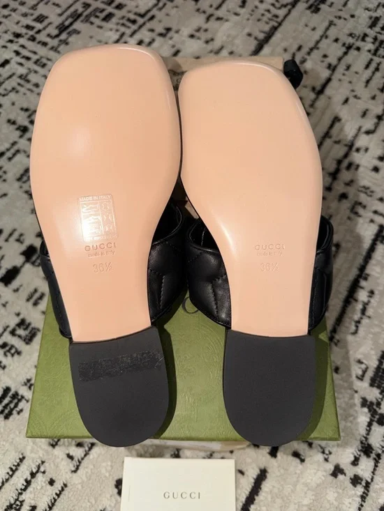 Gucci Black Quilted Leather Thong Sandals with Gold GG Hardware - Picture 3 of 5